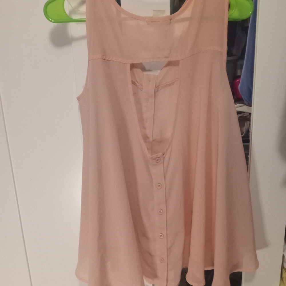 Top - Picture 2 of 2